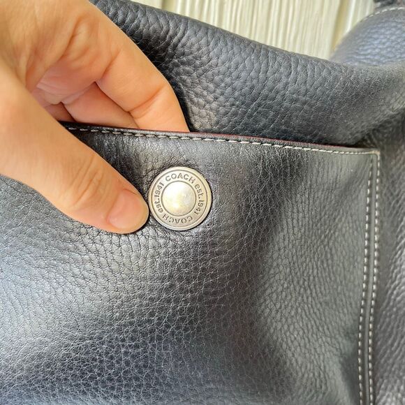 VTG Coach Legacy Black Pebbled Leather Hobo Bag | Fuchsia Lining 9379 - Picture 4 of 13